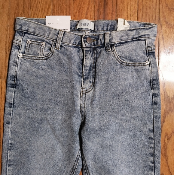 NWT OneDay jeans, women's large W29", L25", distressed - Picture 4 of 12